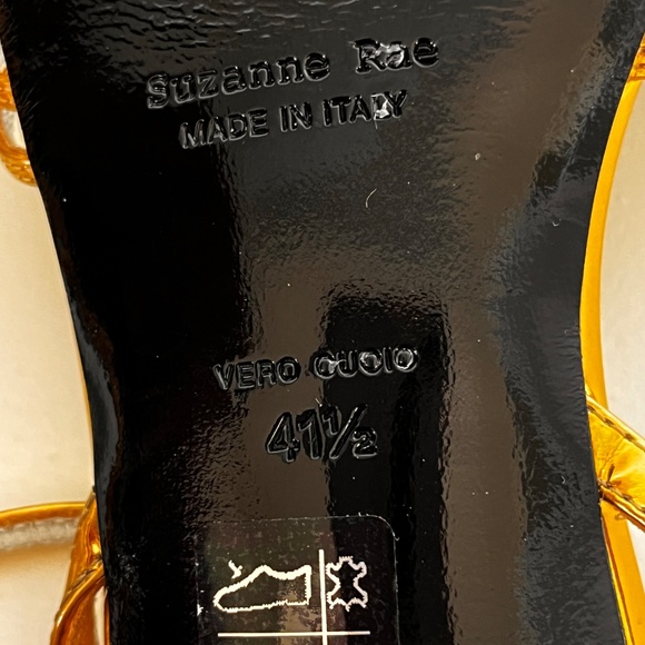 Suzanne Rae low 70’s sandal in gold - Picture 5 of 6